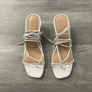 Urban Outfitters Alexa White Strappy Sandals